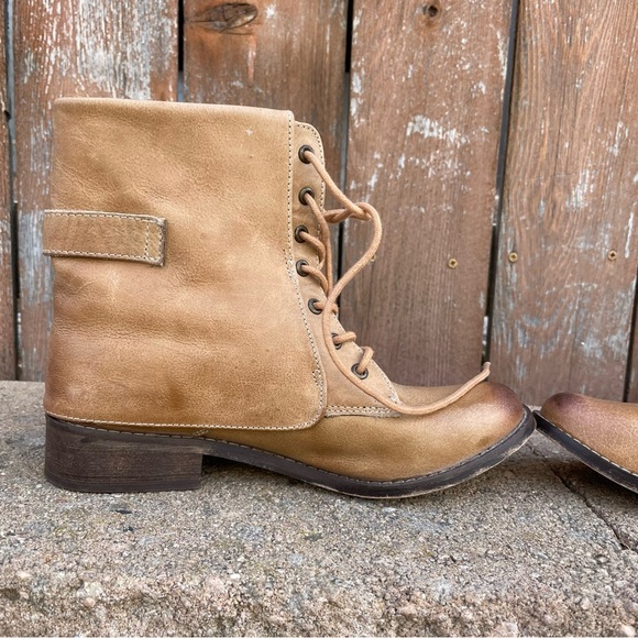 MIA Women’s Brown Tan Leather Lace Up Moto Combat Boots Size 6 - Picture 10 of 14